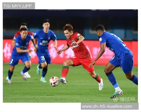 精彩足球赛事直播全程跟踪助你不错过每一个进球瞬间 精彩足球赛事直播全程跟踪助你不错过每一个进球瞬间