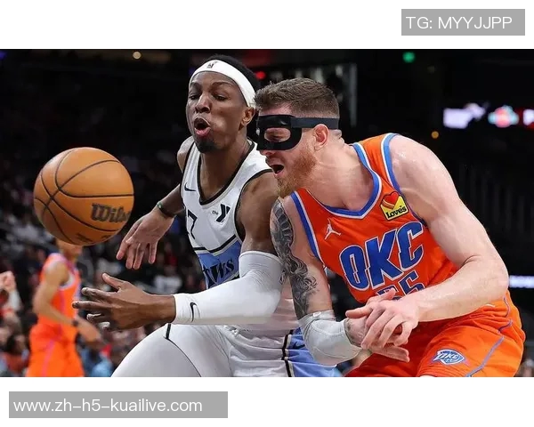 凯尔特人迎战雷霆全力争胜展现球队实力与战术魅力 凯尔特人迎战雷霆全力争胜展现球队实力与战术魅力